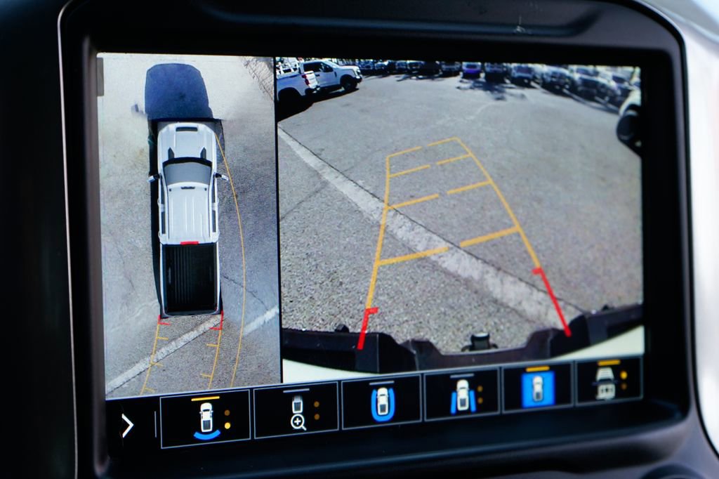 Used 2021 Chevrolet Silverado 3500 LTZ w/ LTZ Premium Package AWD/4WD image 33