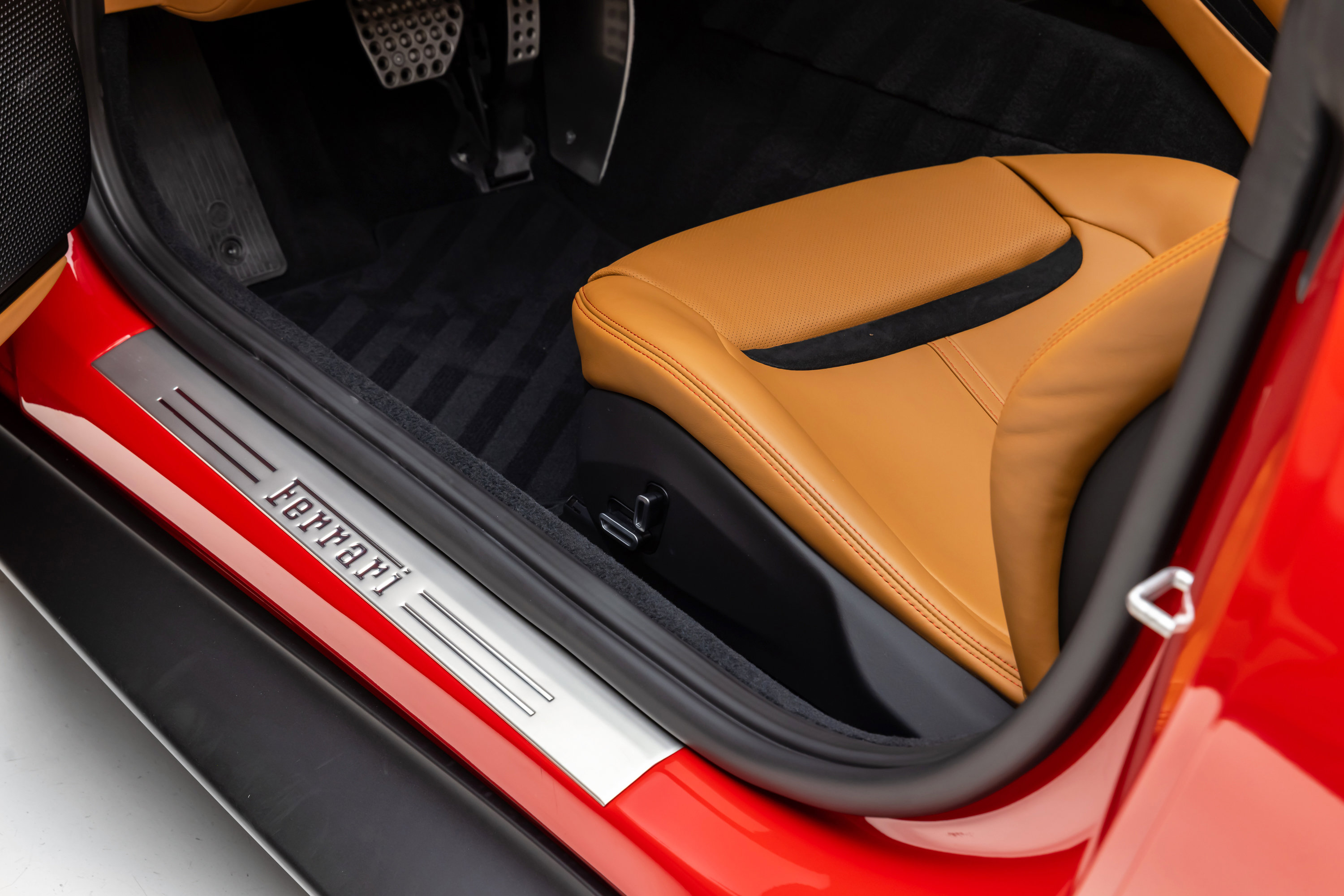 Certified 2026 Ferrari Roma image 32