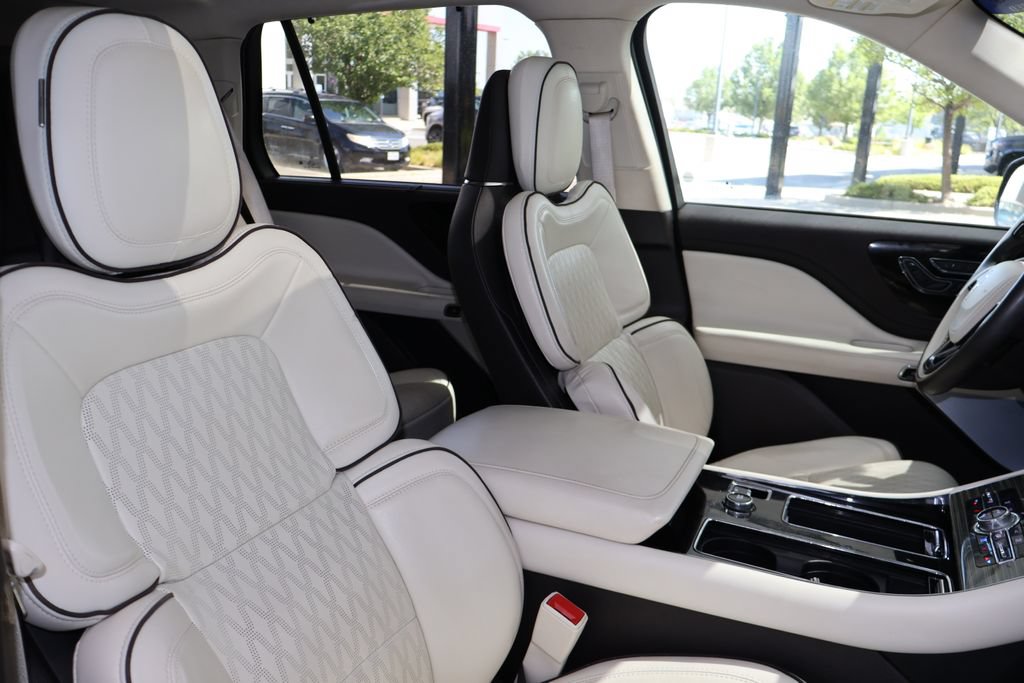 Used 2020 Lincoln Aviator Black Label w/ Dynamic Handling Package AWD/4WD image 45