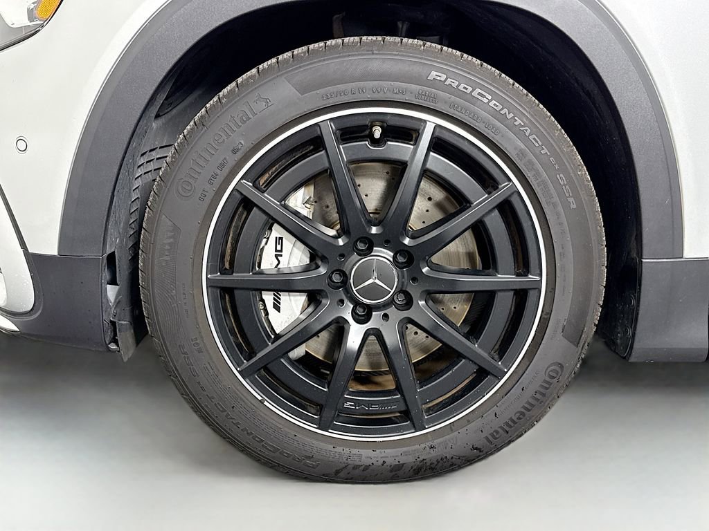 Used 2024 Mercedes-Benz GLB 35 AMG 4MATIC w/ Exclusive Package image 31