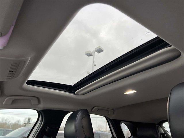 Used 2022 MAZDA CX-30 AWD 2.5 S w/ Premium Package image 25