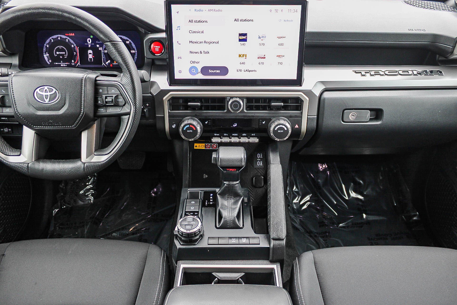 Used 2024 Toyota Tacoma TRD Off-Road image 13