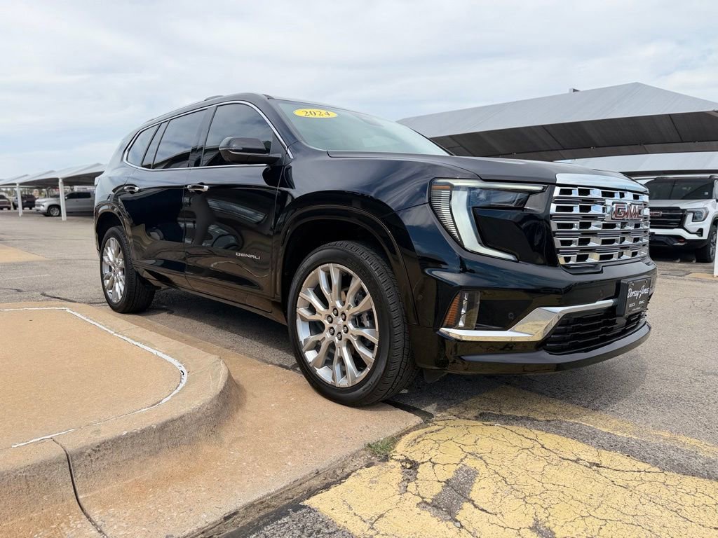 Used 2024 GMC Acadia Denali w/ Super Cruise Package FWD image 3