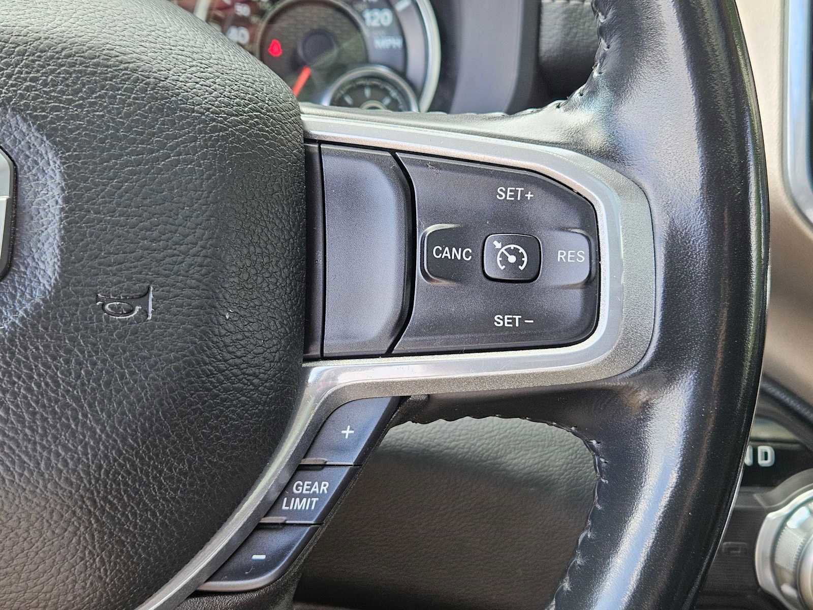 Used 2022 RAM 1500 Laramie w/ Laramie Southwest Edition image 24