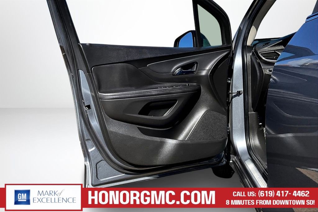 Used 2020 Buick Encore Preferred image 19