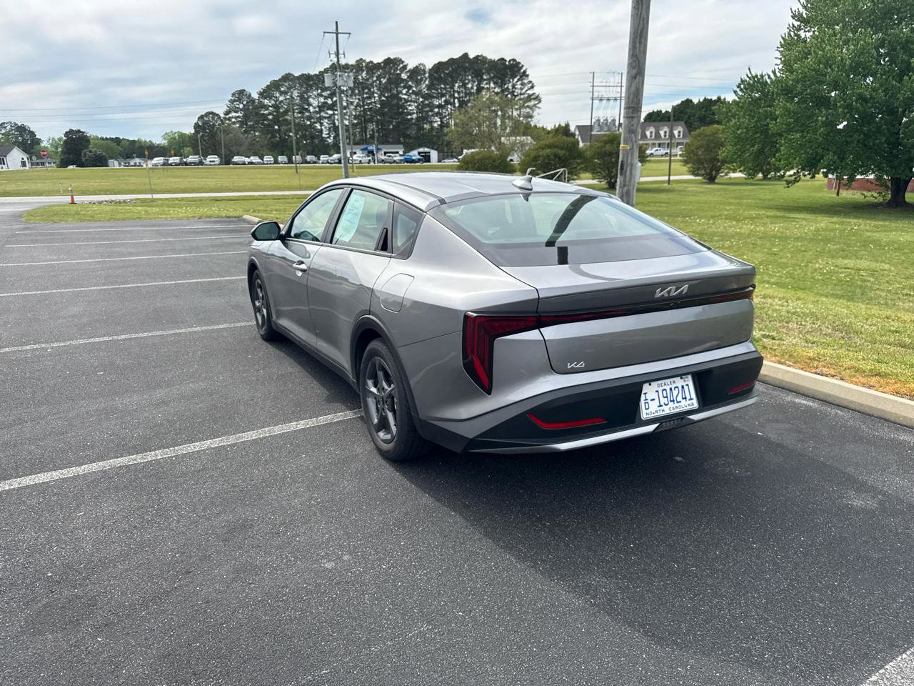 Used 2025 Kia K4 LXS image 7