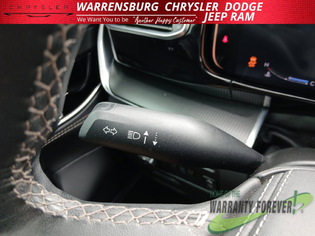 Used 2024 Jeep Grand Wagoneer L Series II w/ Quick Order Packagew 28T AWD/4WD image 21