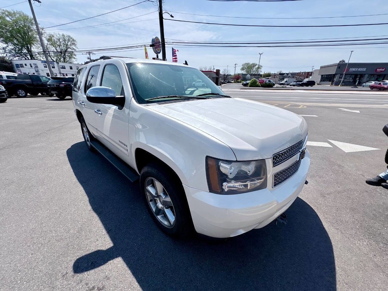 Used 2011 Chevrolet Tahoe LTZ AWD/4WD image 39