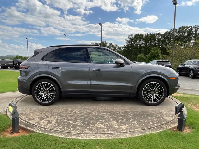 Used 2019 Porsche Cayenne S AWD/4WD image 8