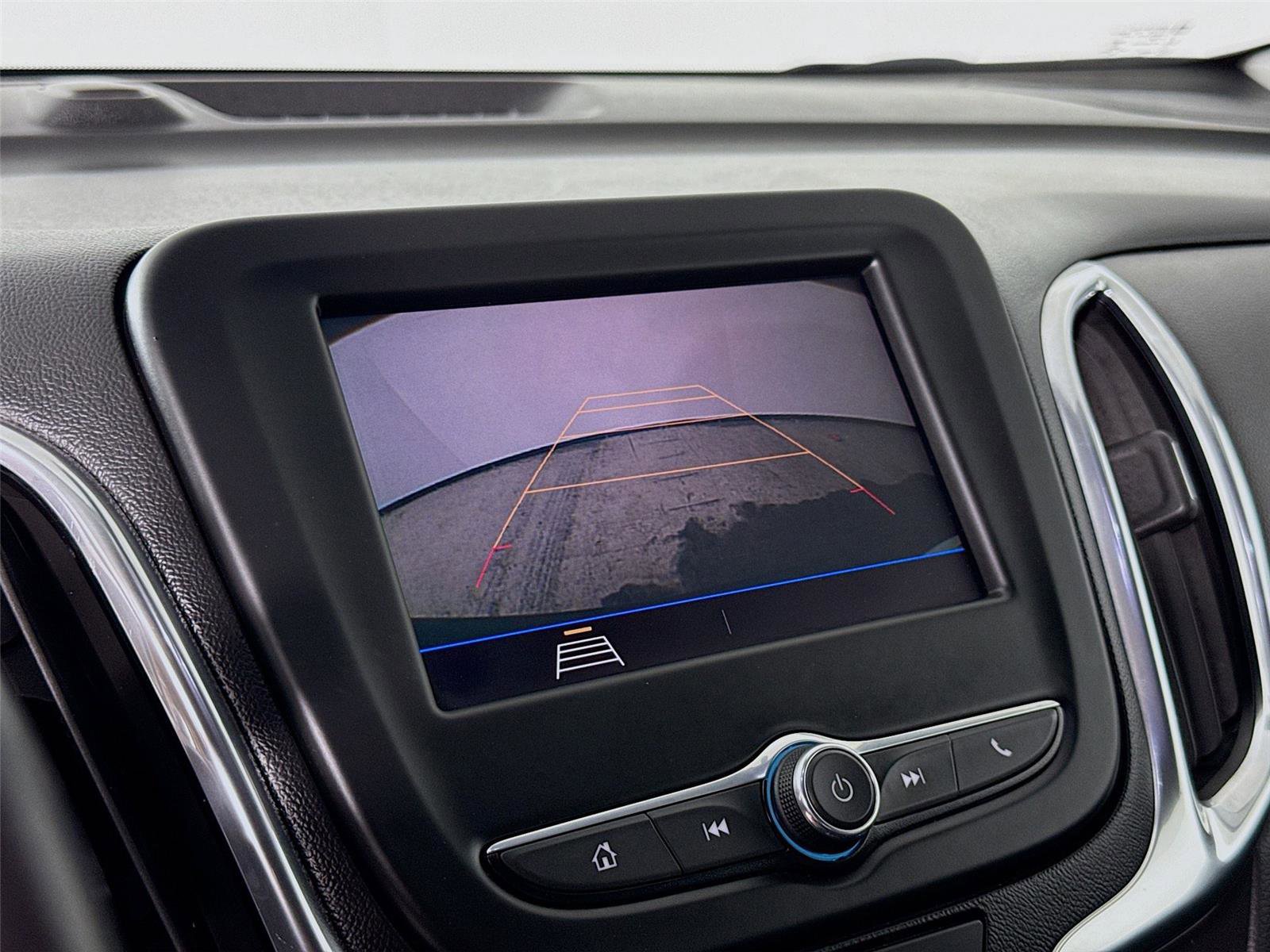 Used 2021 Chevrolet Equinox LT AWD/4WD image 14