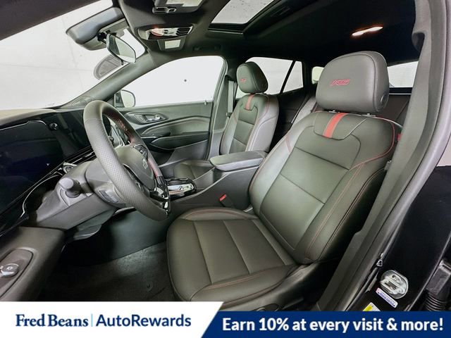 New 2025 Chevrolet Trax RS w/ Sunroof Package image 12
