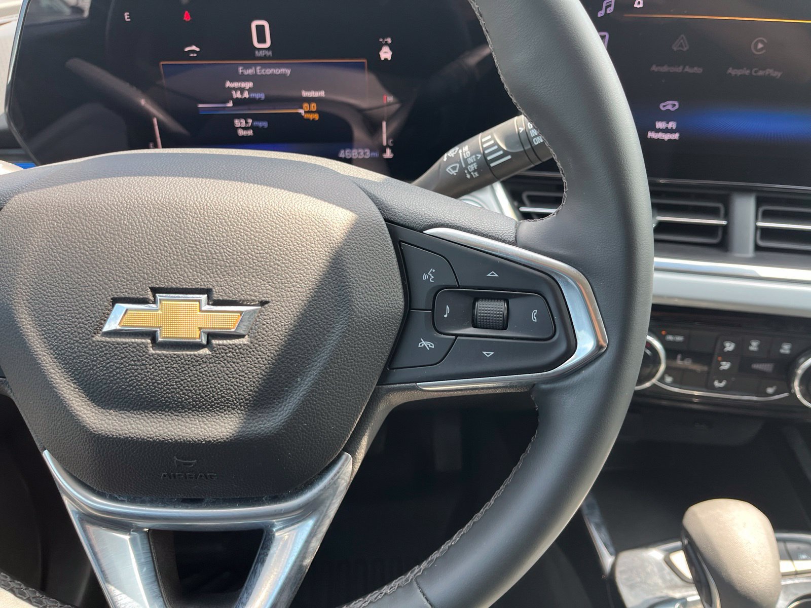 Used 2024 Chevrolet Trax LT w/ Driver Confidence Package FWD image 23