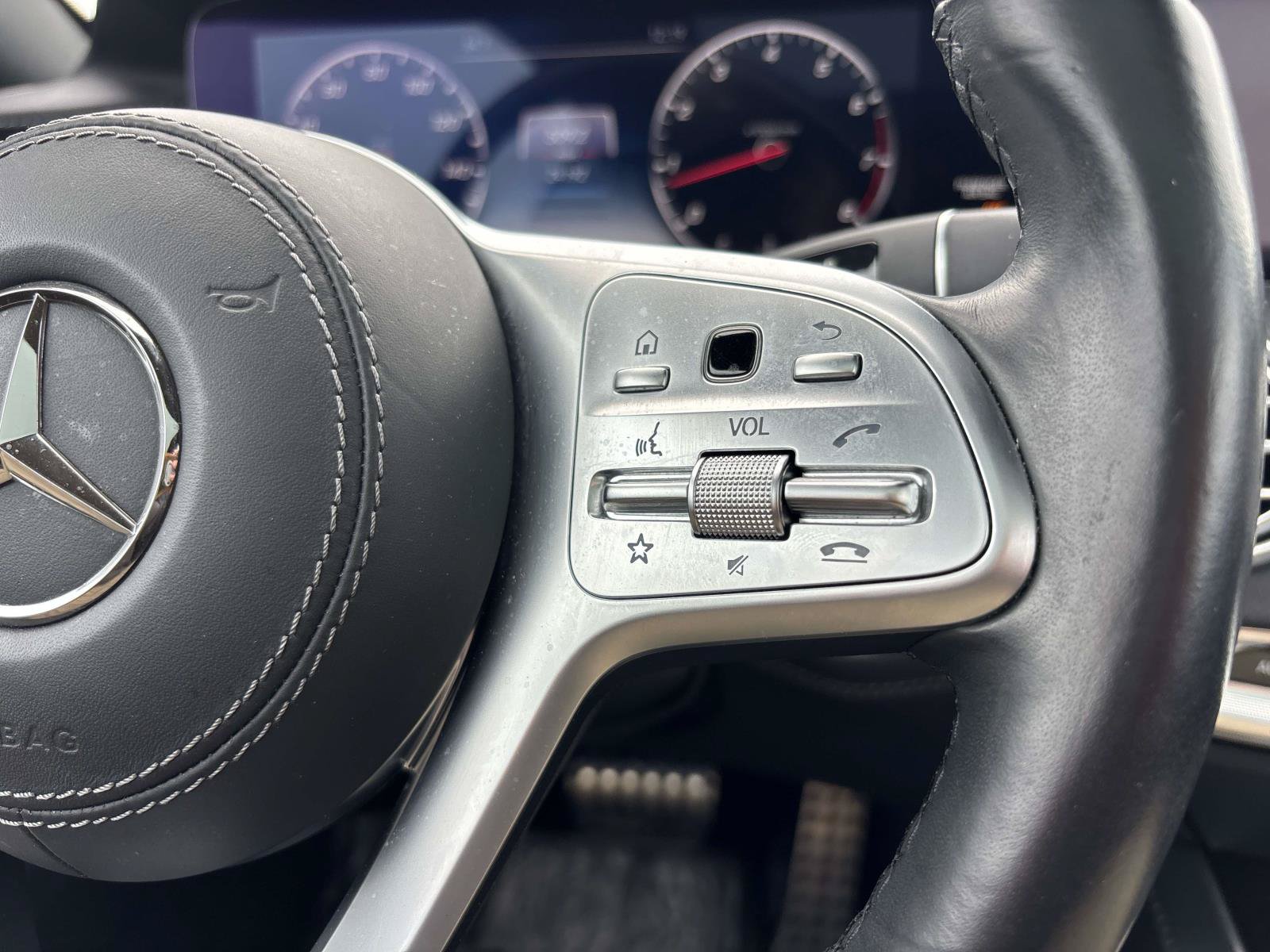 Used 2020 Mercedes-Benz S 560 4MATIC Coupe image 23