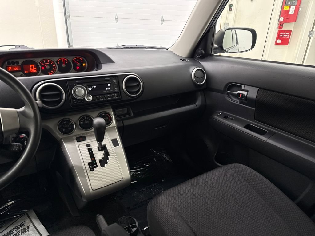 Used 2010 Scion xB image 15