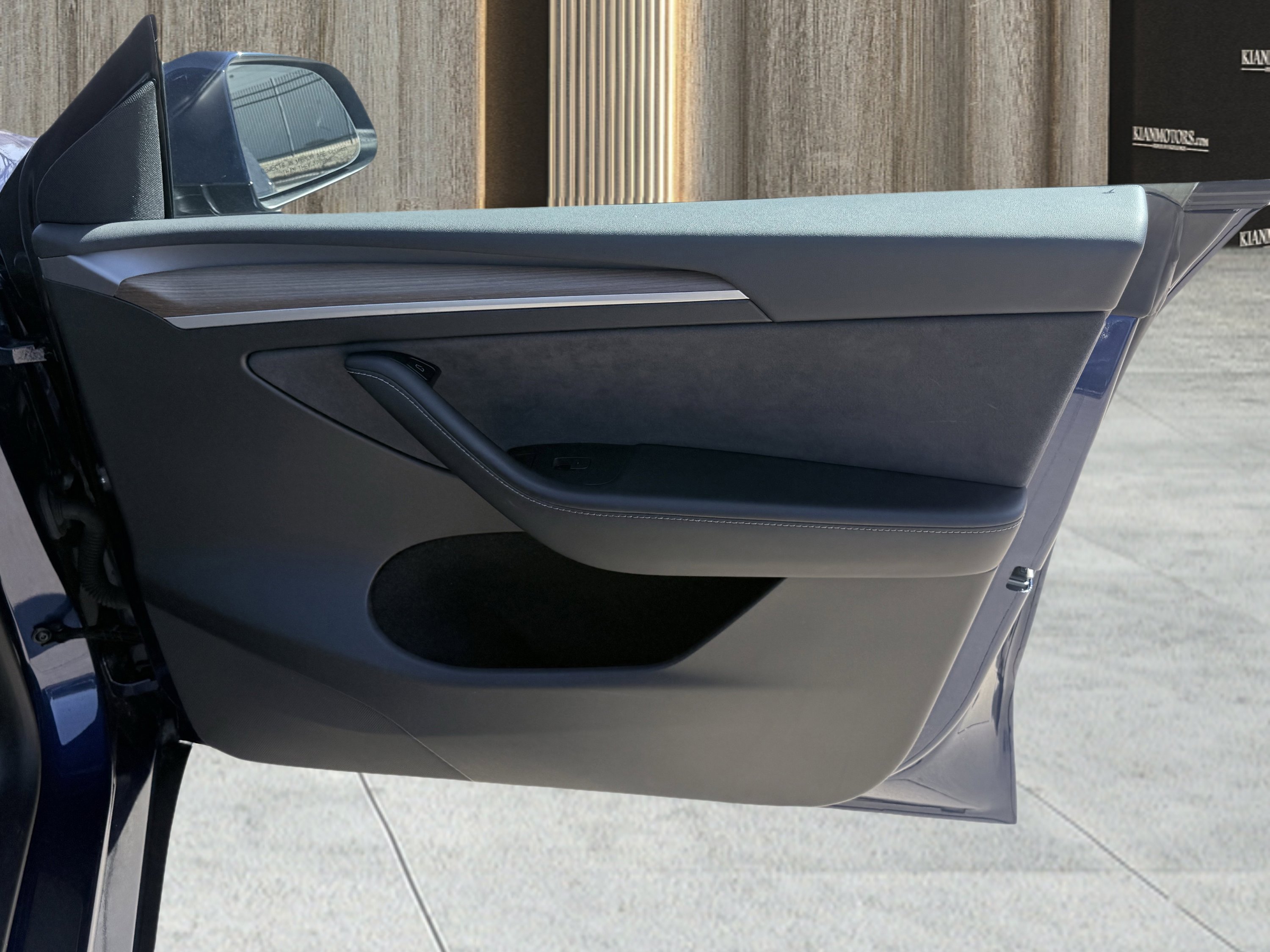 Used 2023 Tesla Model Y Performance image 42