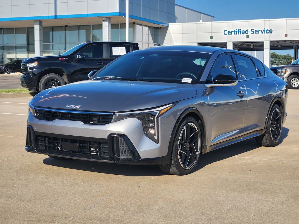 Used 2025 Kia K4 GT-Line image 3