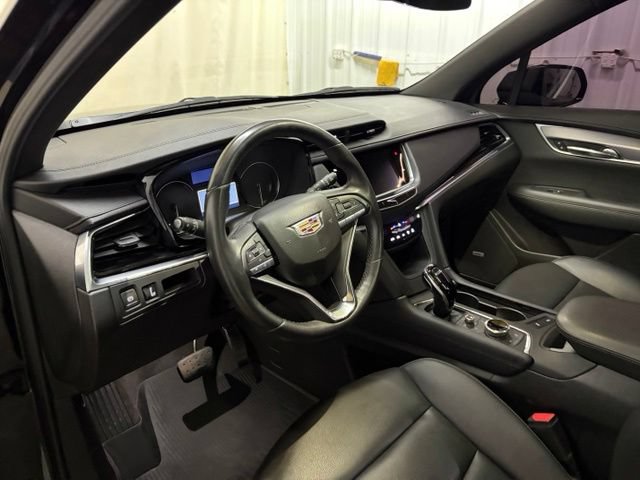 Used 2024 Cadillac XT6 Luxury w/ LPO, Floor Liner Package AWD/4WD image 40