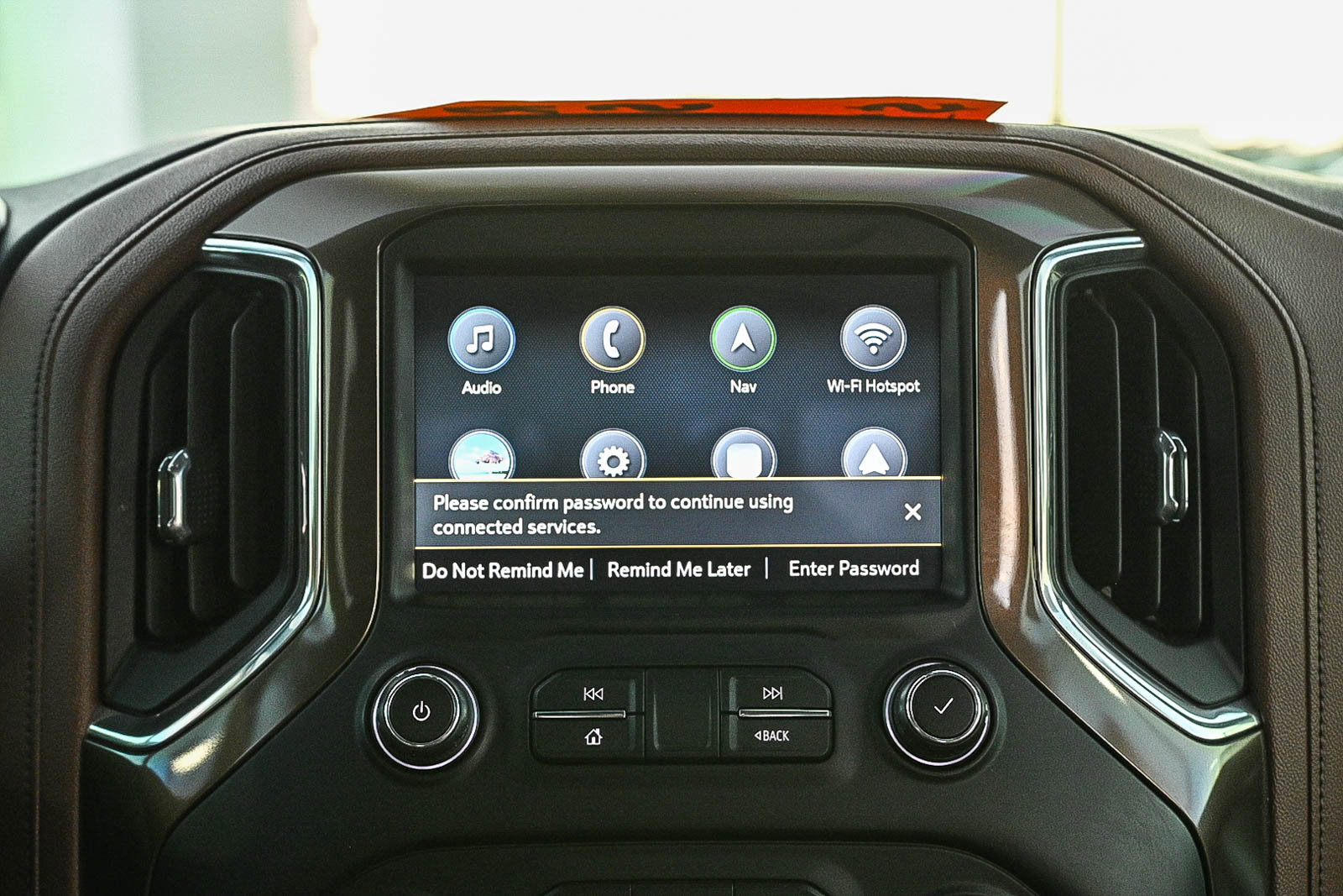 Used 2019 Chevrolet Silverado 1500 High Country image 14