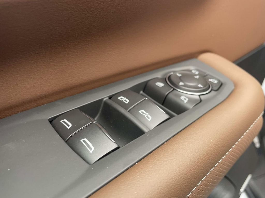 New 2026 Chevrolet Tahoe High Country image 18