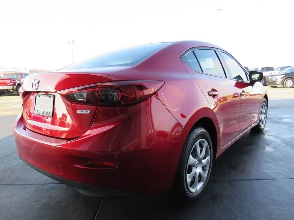 Used 2016 MAZDA MAZDA3 i Sport FWD image 7