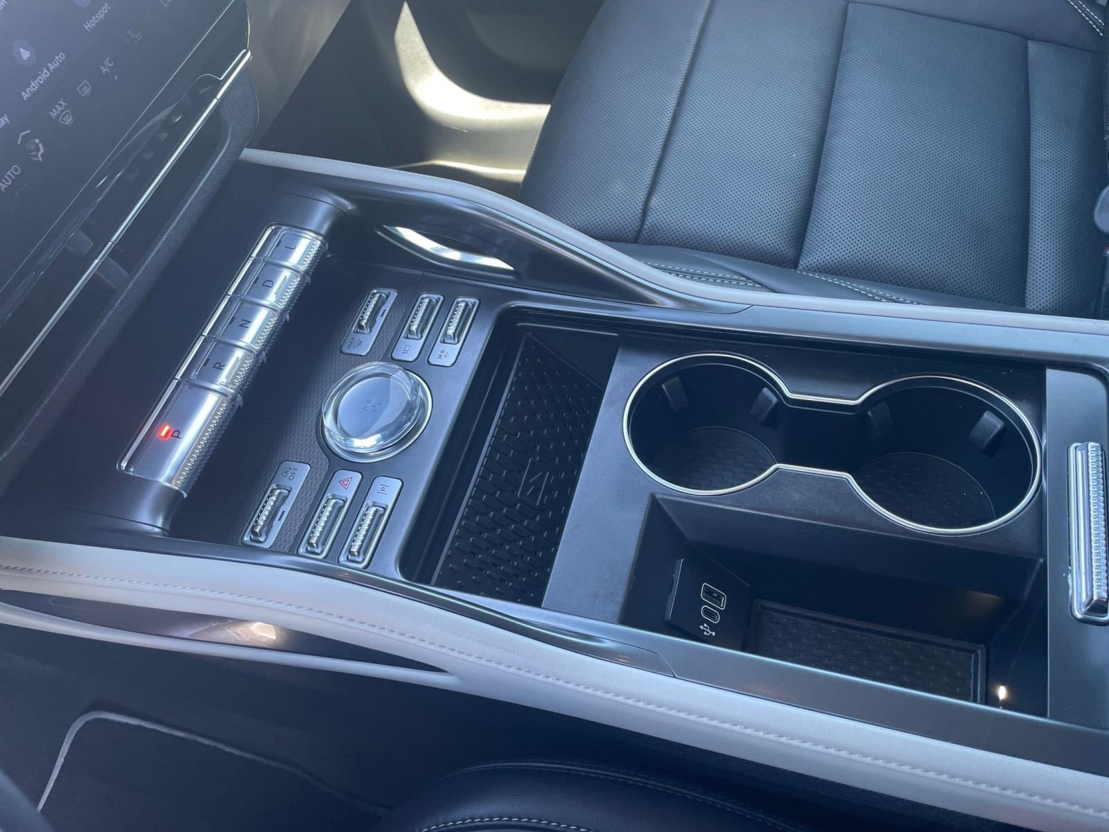 Used 2024 Lincoln Nautilus Premier image 66