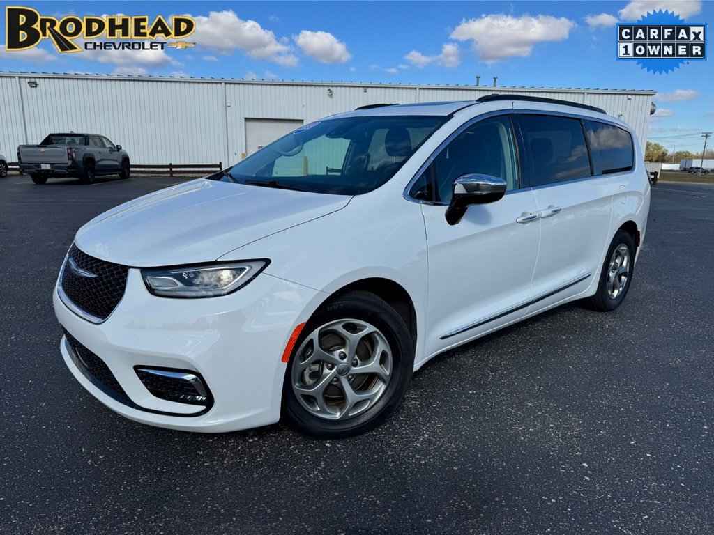 Used 2023 Chrysler Pacifica Limited