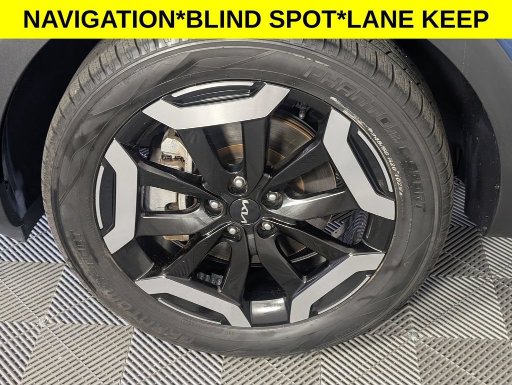 Used 2023 Kia Telluride S AWD/4WD image 8