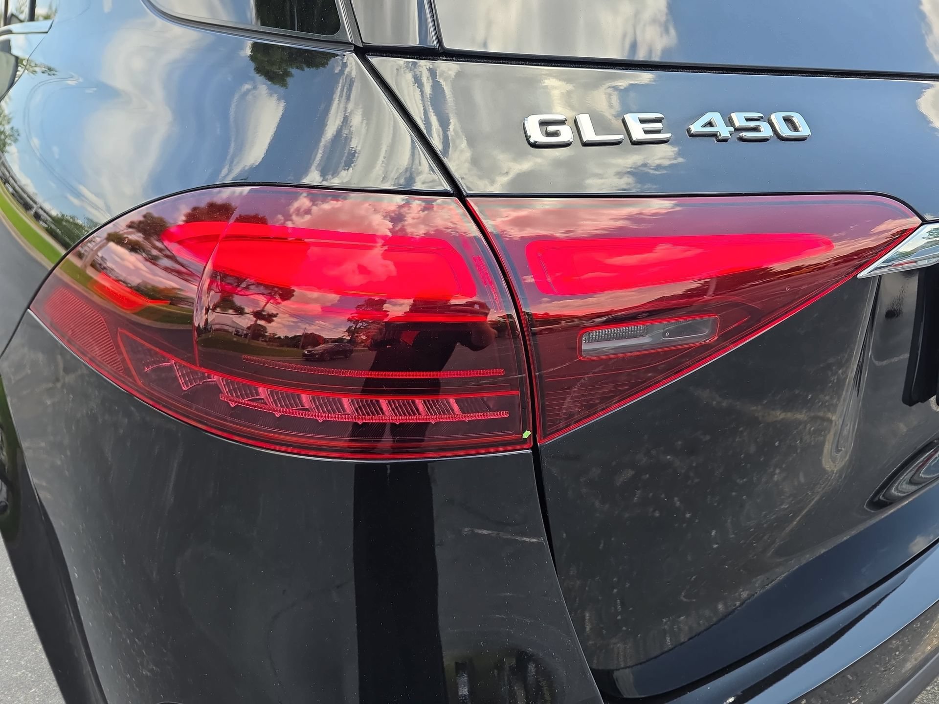 Used 2024 Mercedes-Benz GLE 450 4MATIC image 32