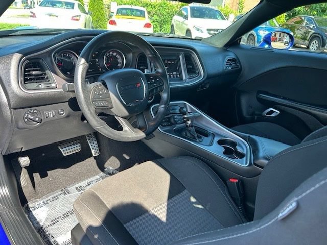 Used 2022 Dodge Challenger R/T RWD image 14