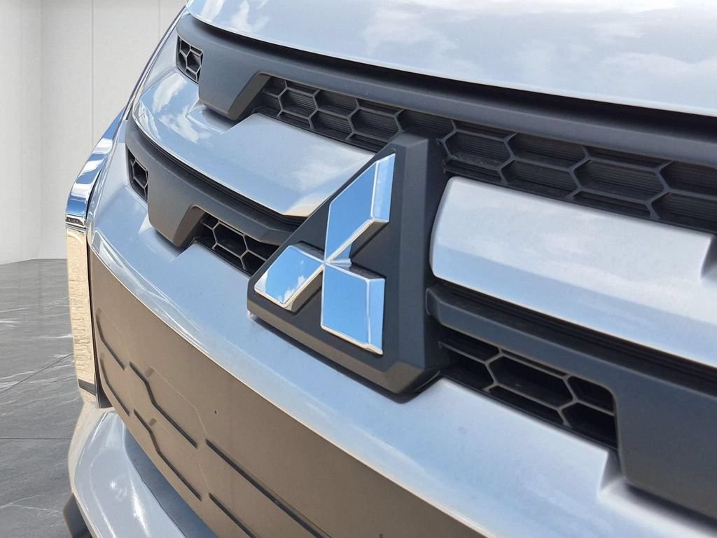 New 2027 Mitsubishi Outlander Sport ES AWD/4WD image 9