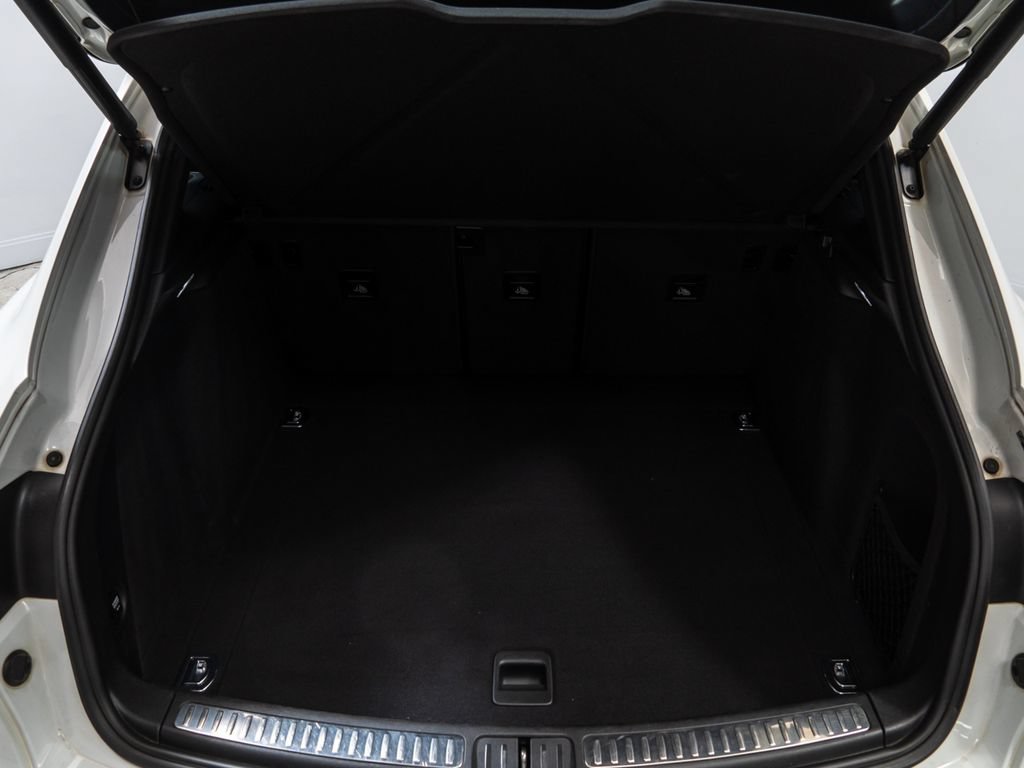 Used 2015 Porsche Macan S AWD/4WD image 32