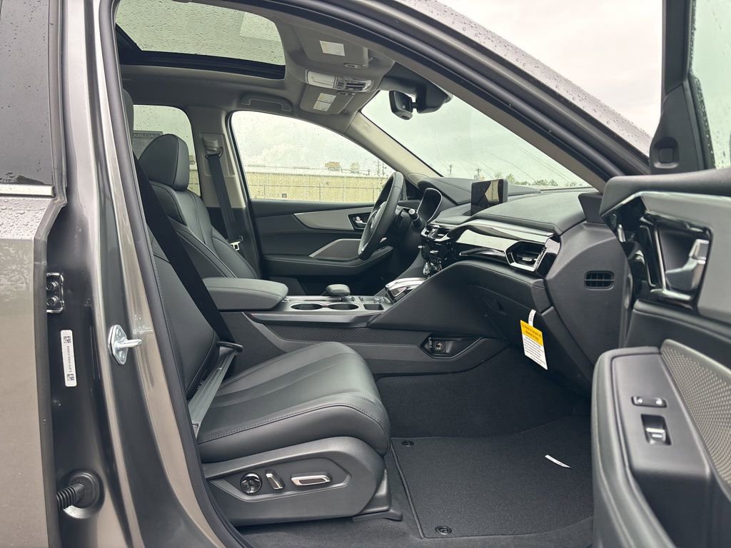 Used 2024 Acura MDX SH-AWD image 25