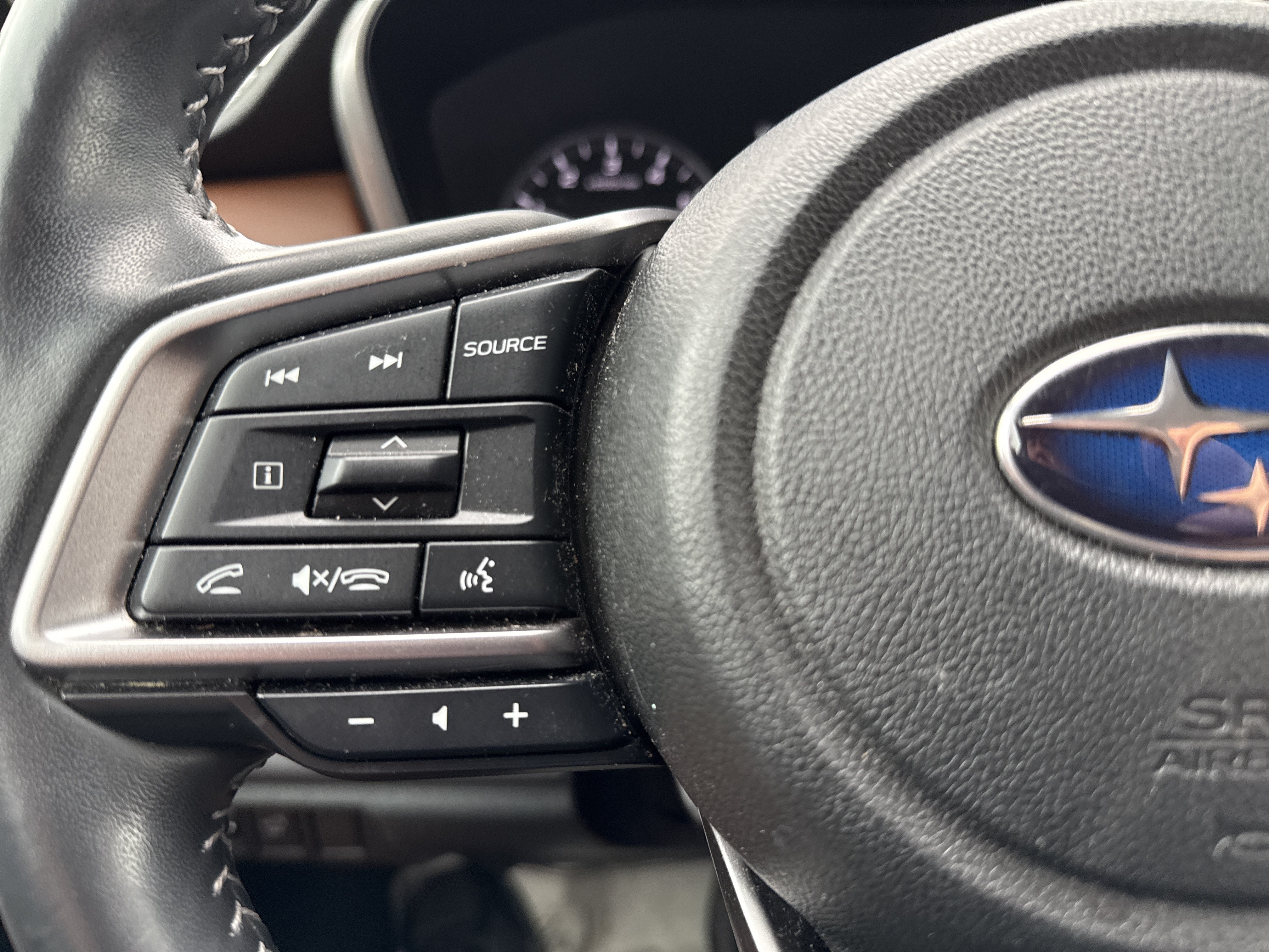 Used 2023 Subaru Outback Touring AWD/4WD image 18
