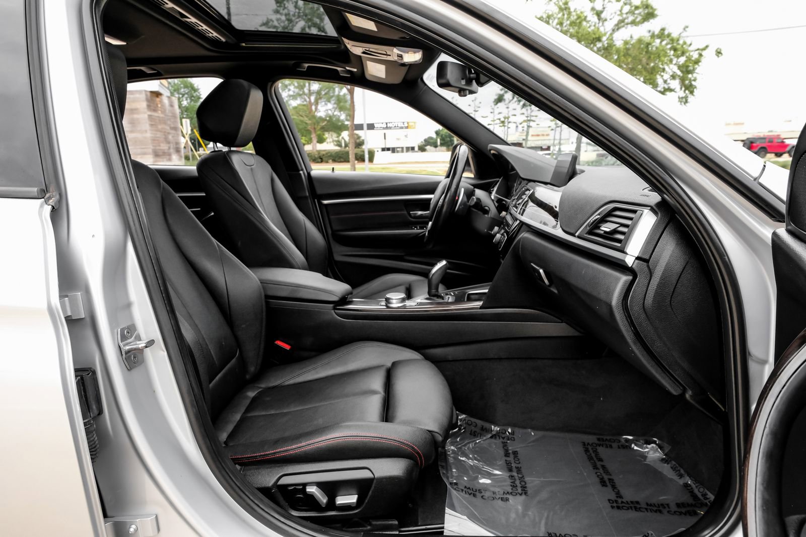 Used 2018 BMW 330i Sedan w/ Convenience Package RWD image 38
