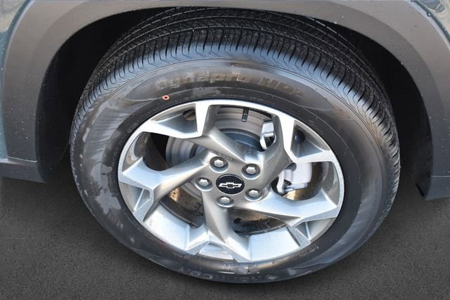 New 2026 Chevrolet Trax LT w/ Sunroof Package image 12