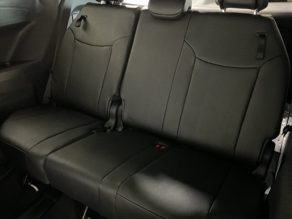 New 2026 Toyota Sienna Platinum AWD/4WD image 21