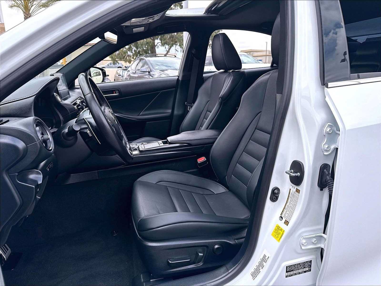Used 2024 Lexus IS 350 F Sport RWD image 27