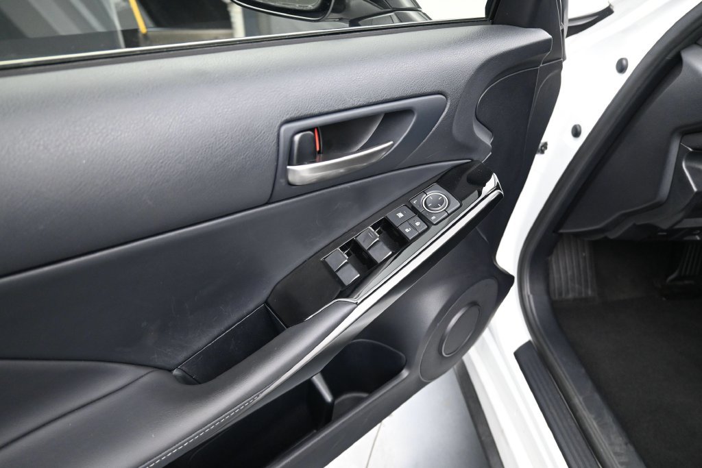 Used 2024 Lexus IS 300 w/ Comfort Package RWD image 27