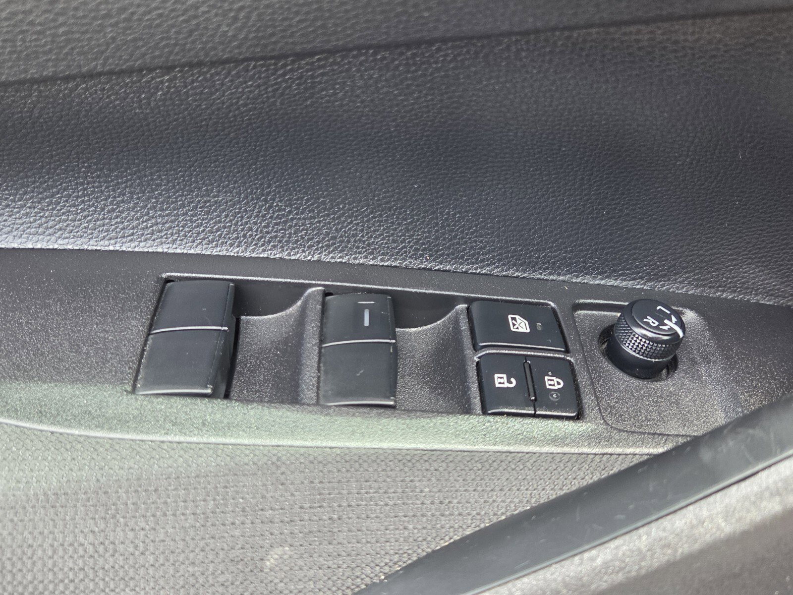 Certified 2025 Toyota Corolla LE image 13