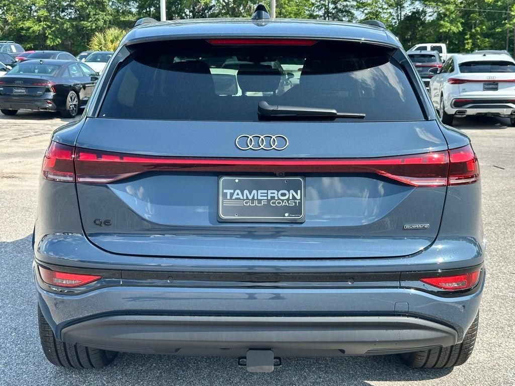 New 2025 Audi Q6 e-tron Premium Plus AWD/4WD image 3