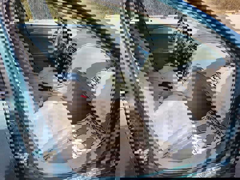 Used 2009 Chevrolet Malibu LT image 12