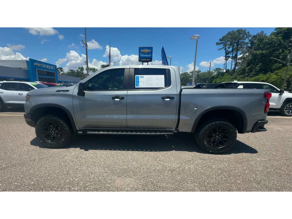 Used 2023 Chevrolet Silverado 1500 ZR2 w/ Technology Package AWD/4WD image 5