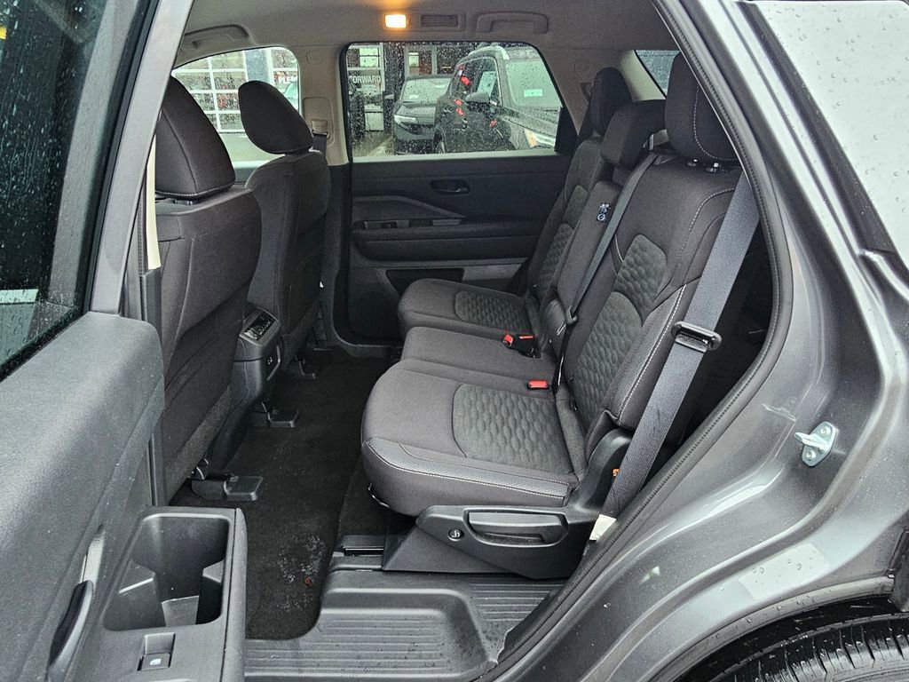 Certified 2025 Nissan Pathfinder SV AWD/4WD image 13