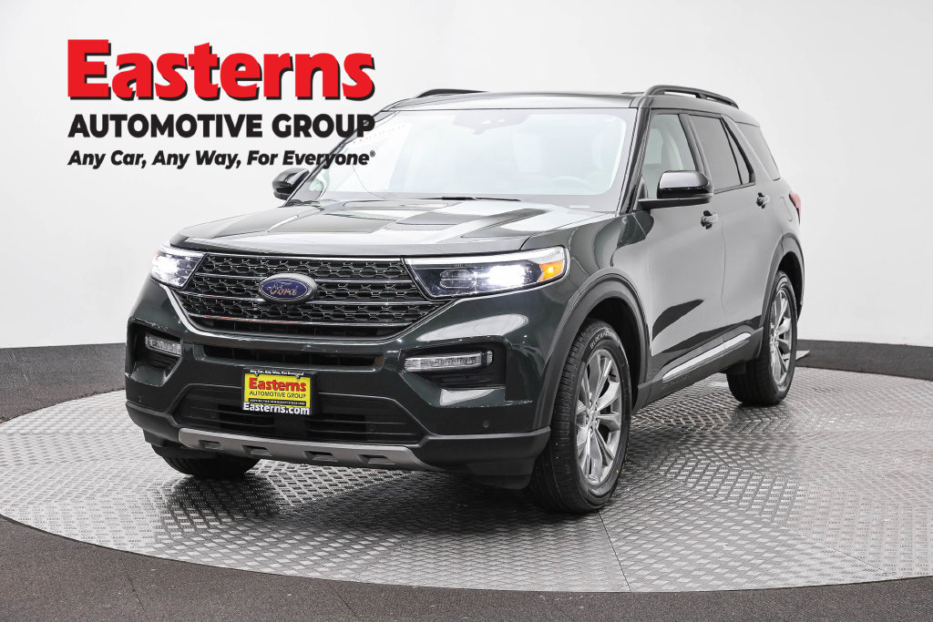 Used 2023 Ford Explorer XLT w/ Equipment Group 202A AWD/4WD image 1