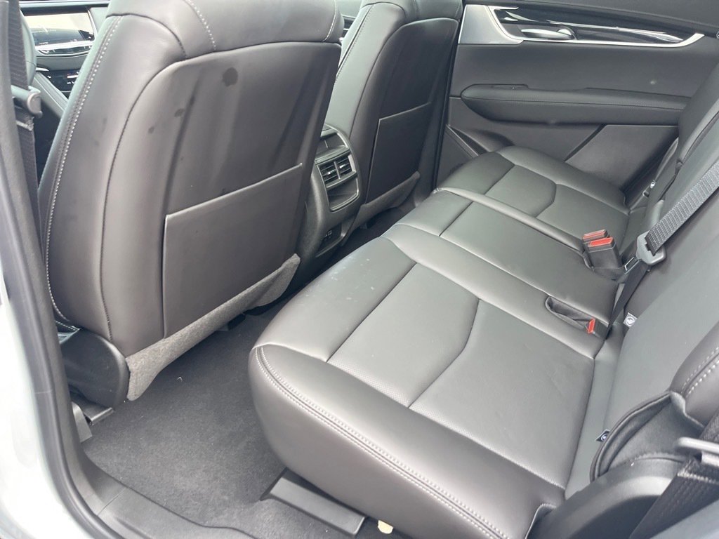 New 2025 Cadillac XT5 Premium Luxury w/ LPO, Floor Liner Package image 9