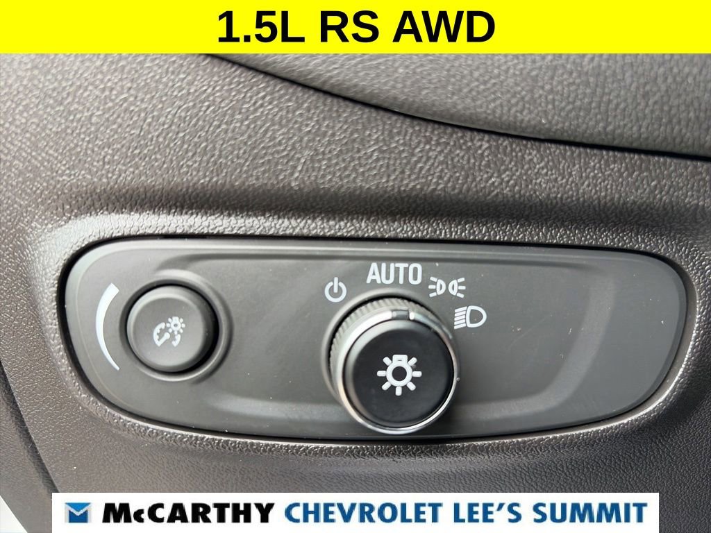 Used 2023 Chevrolet Equinox RS AWD/4WD image 21