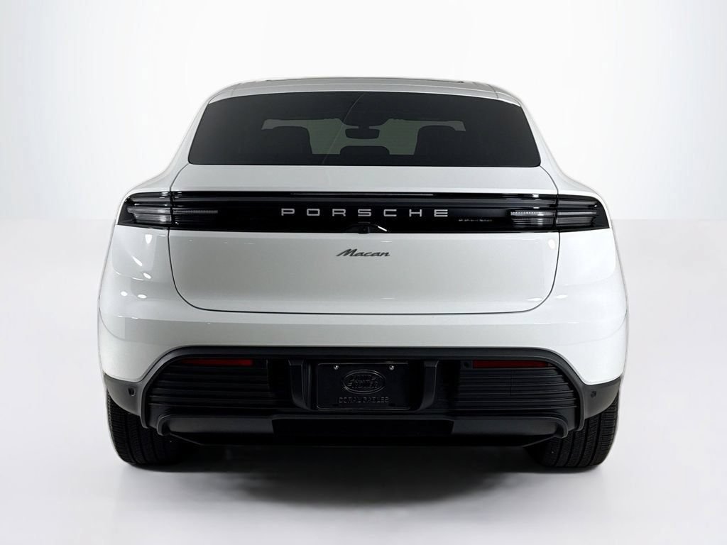 Certified 2025 Porsche Macan Electric RWD image 4