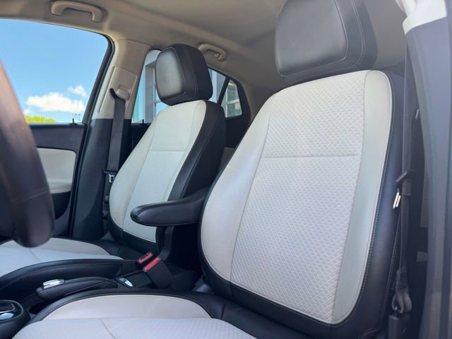 Used 2020 Buick Encore Preferred AWD/4WD image 6