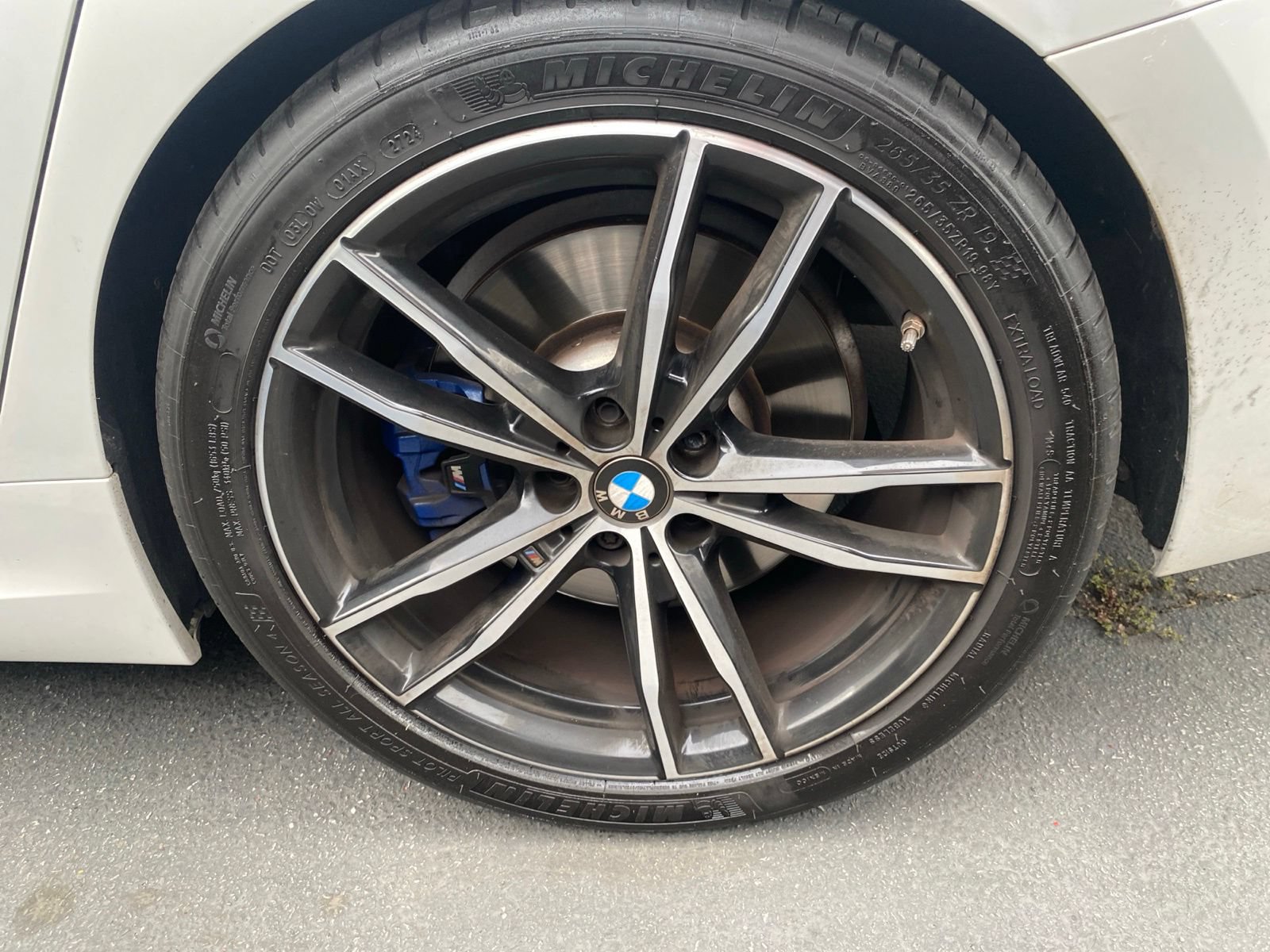 Used 2021 BMW M340i RWD image 5