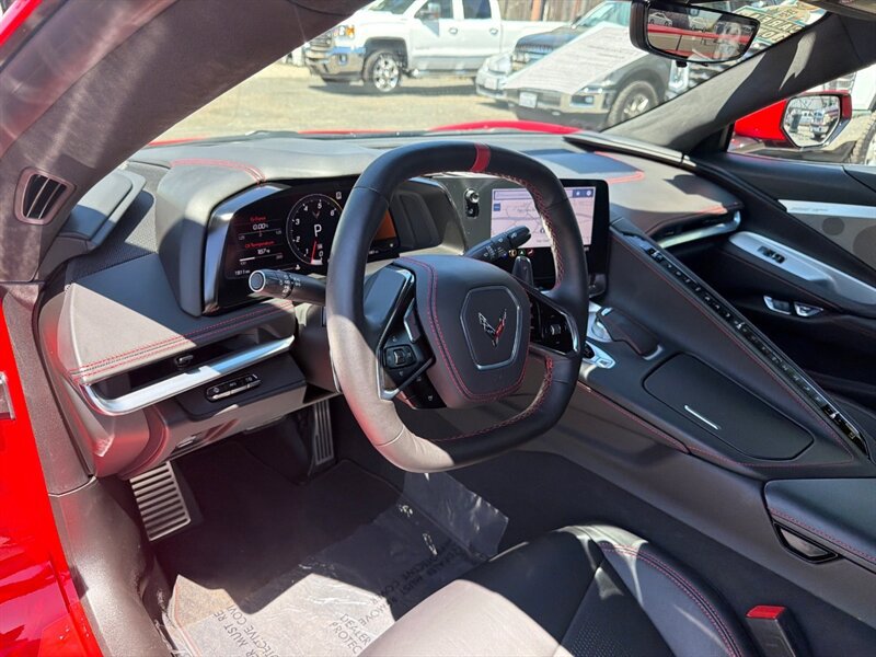 Used 2021 Chevrolet Corvette Stingray Premium Cpe w/ Z51 Performance Package RWD image 14